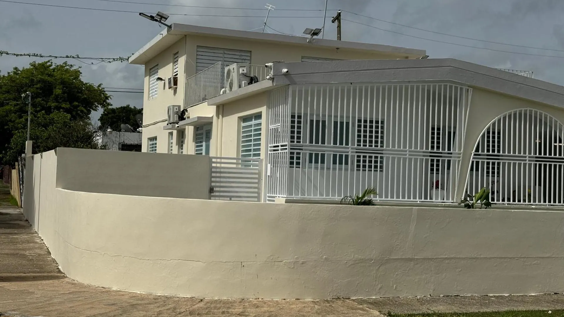 Casa Mi Luz Ilumina Tu Estancia Con Elegancia Y Confort En San Juan Ferienhaus