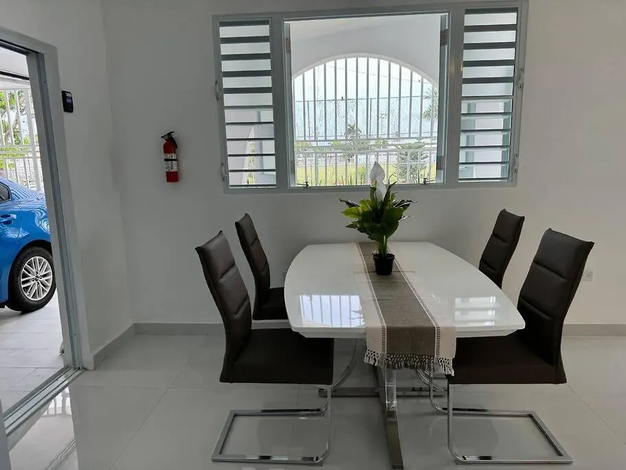 Casa Mi Luz Ilumina Tu Estancia Con Elegancia Y Confort En San Juan 0*,